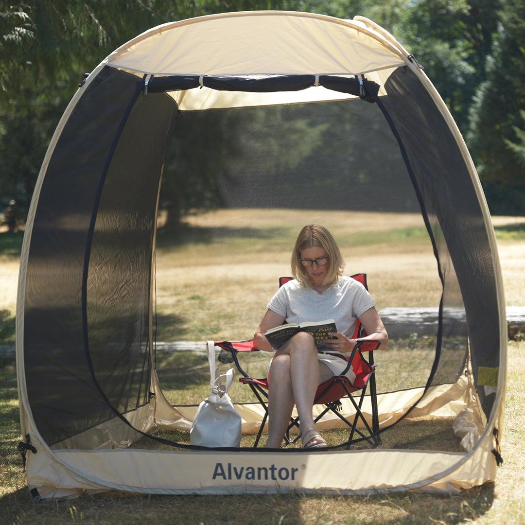 6'x6' screen tent for 2-3 adults has a better outdoor relaxing space